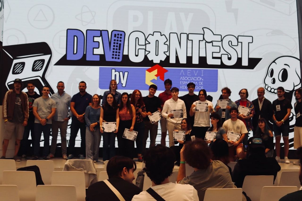 Dev Contest finalists group photo